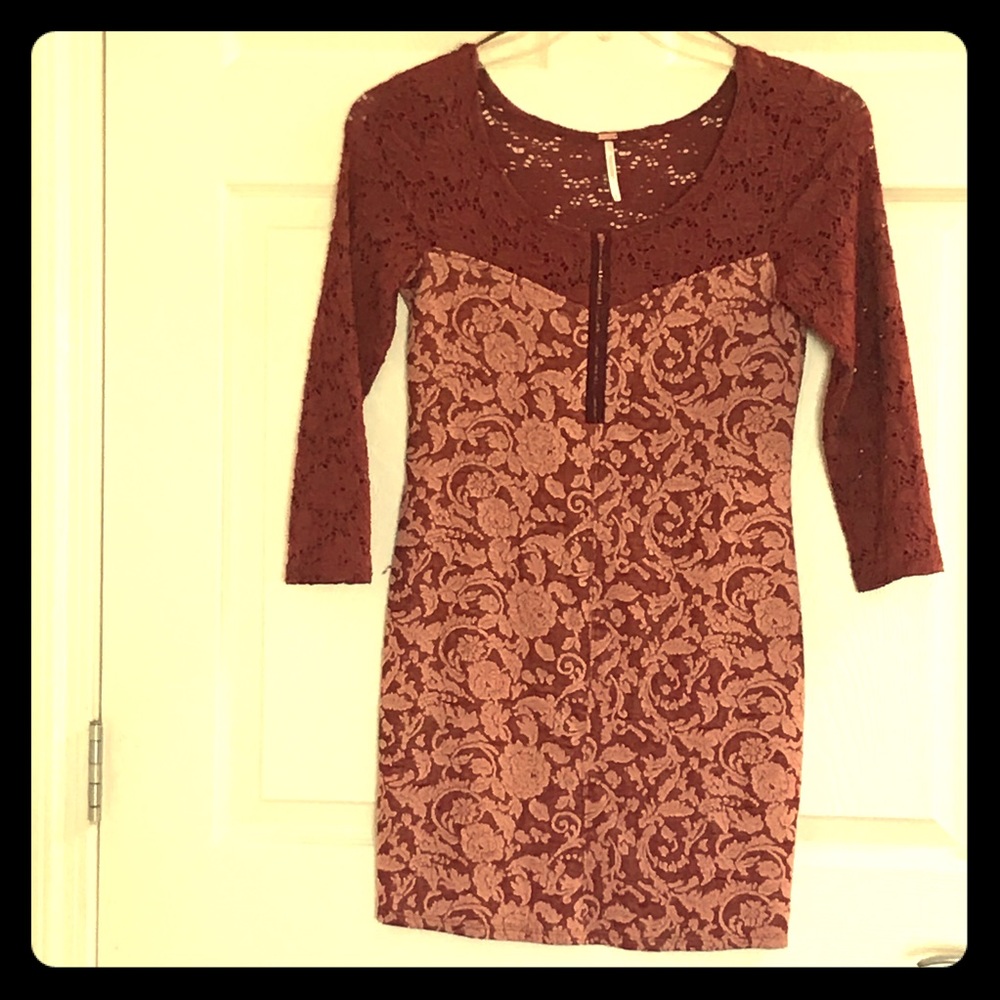 🚺FREE PEOPLE LACE DRESS🚺